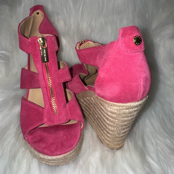 MICHAEL Michael Kors Fuchsia Suede Sandals - Picture 9 of 9